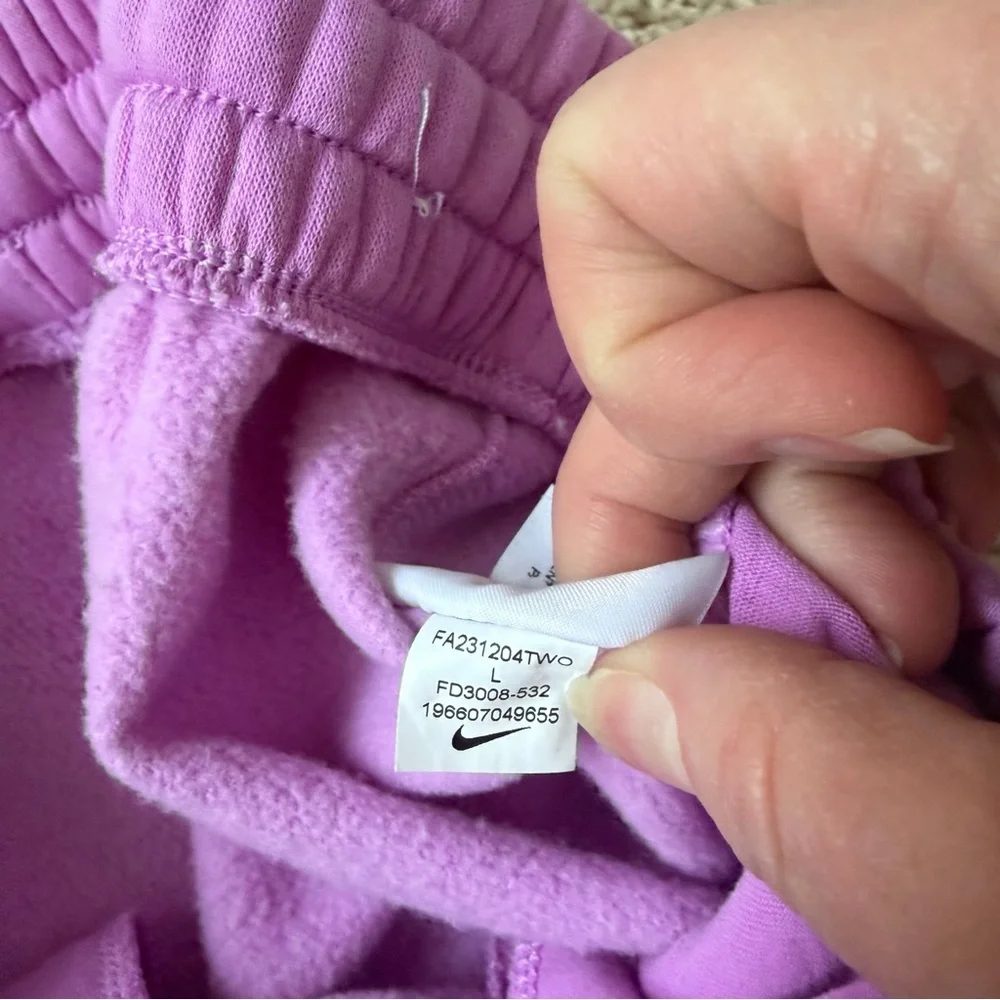 Nike soft lilac